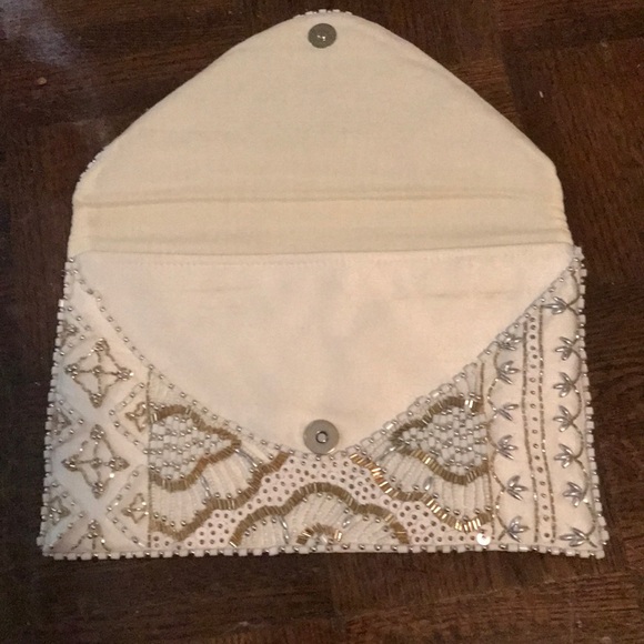 Handbag - Picture 3 of 5